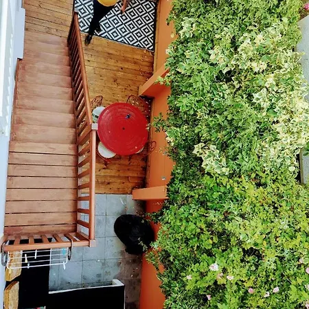 Holiday home Loueurdappart - Maison Calme Entre Et Commerces A Pied *